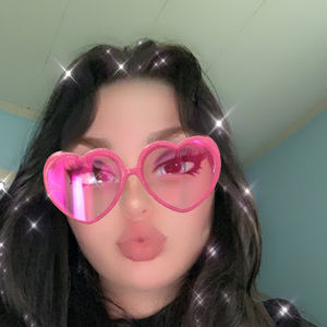 Meet your Posher, Selena